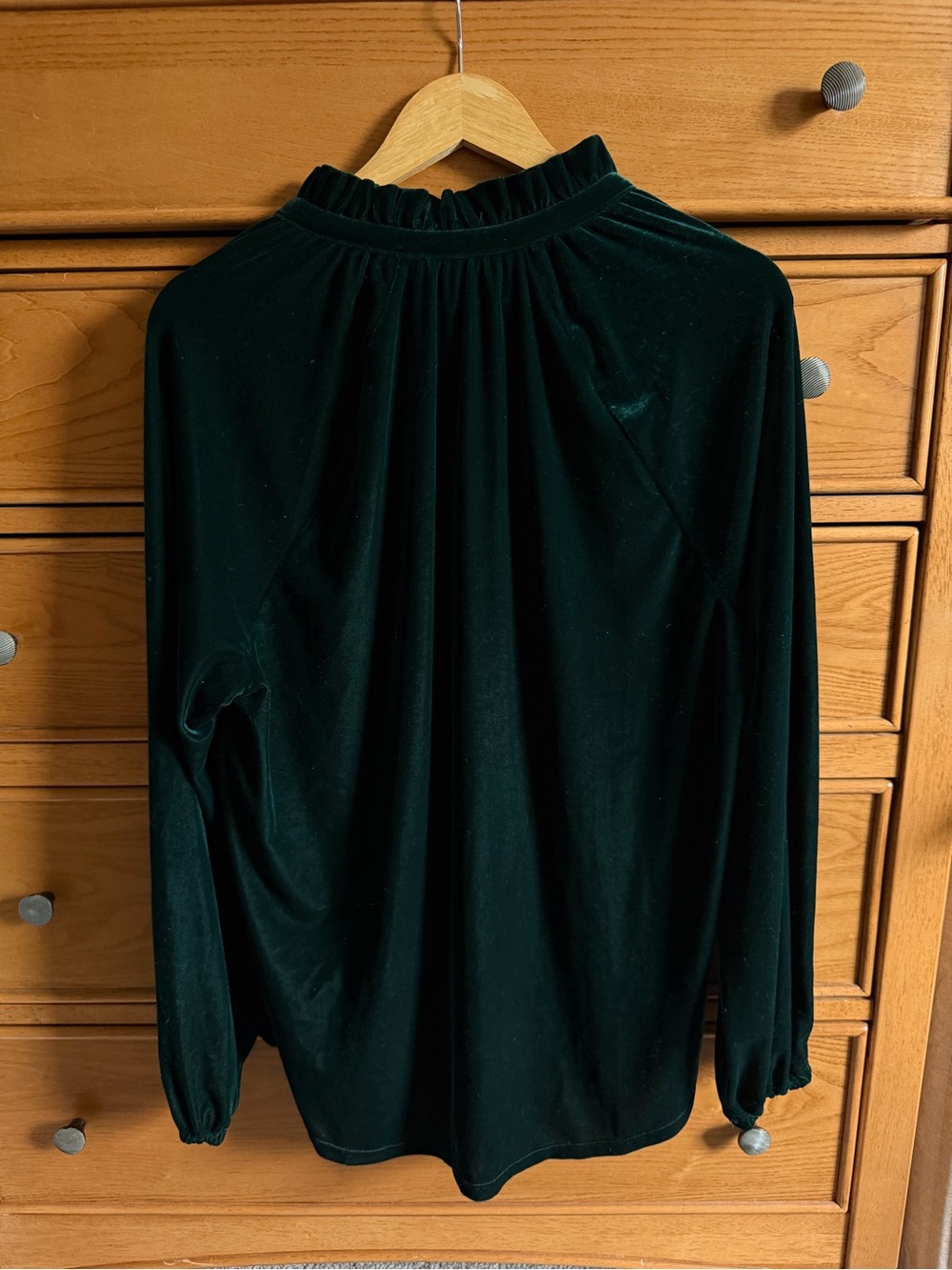 NEW Lauren Ralph Lauren Green Velvet Top Tie Neck Puff Sleeve Romantic Poet XL - Picture 2 of 9